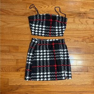 Black and White Patterned Set